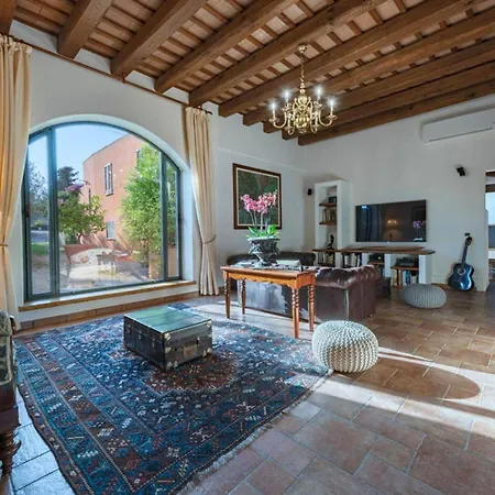 Villa Trepida *