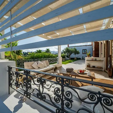 Villa Trepida *